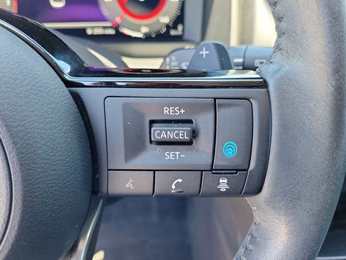 Certified 2024 Nissan Rogue SL FWD image 19