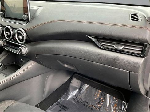 Used 2021 Nissan Sentra SR FWD image 17