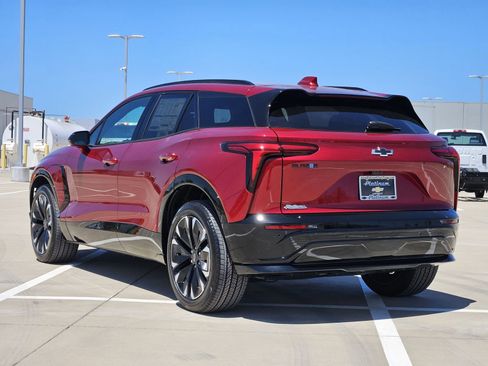New 2025 Chevrolet Blazer EV RS image 6