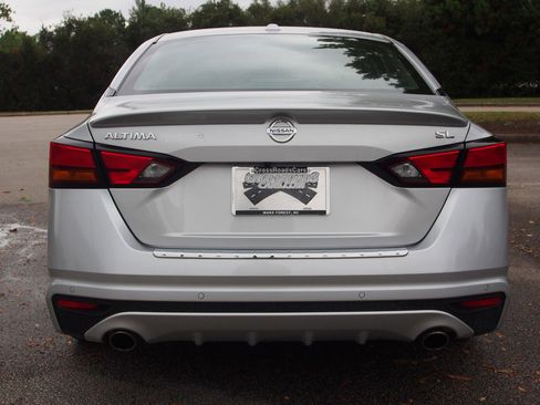 Used 2022 Nissan Altima 2.5 SL image 6