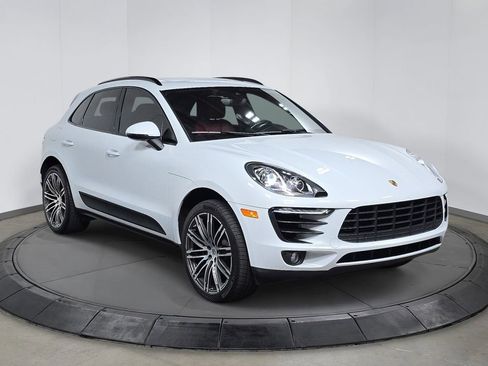 Used 2018 Porsche Macan AWD/4WD image 9