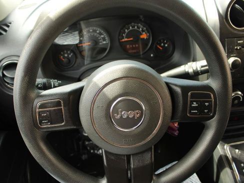 Used 2014 Jeep Patriot Sport FWD image 8