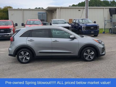 Used 2022 Kia Niro LXS FWD image 14