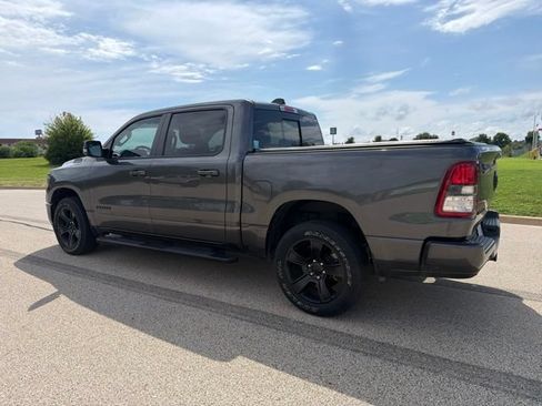Used 2022 RAM 1500 Big Horn AWD/4WD image 2