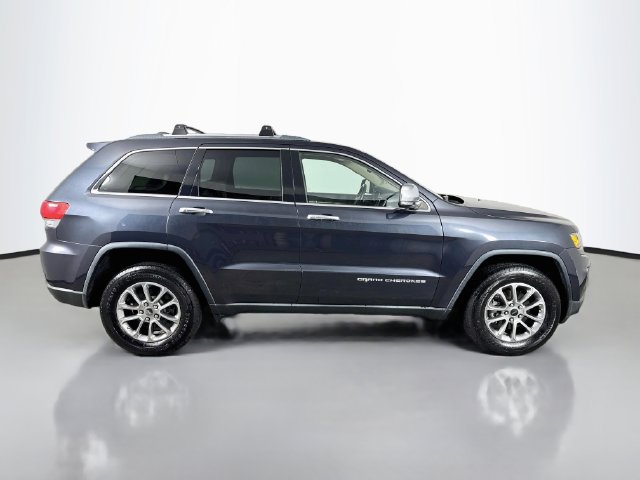 Used 2014 Jeep Grand Cherokee Limited w/ Trailer Tow Group IV RWD image 5