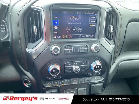 Used 2020 GMC Sierra 1500 AT4 w/ AT4 Carbonpro Edition AWD/4WD image 16