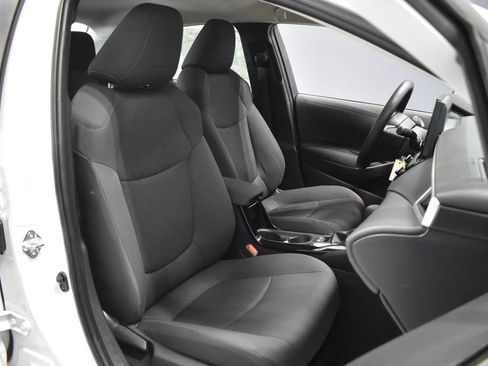 Used 2022 Toyota Corolla LE FWD image 14