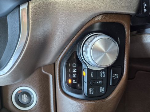 Used 2019 RAM 1500 Laramie image 20