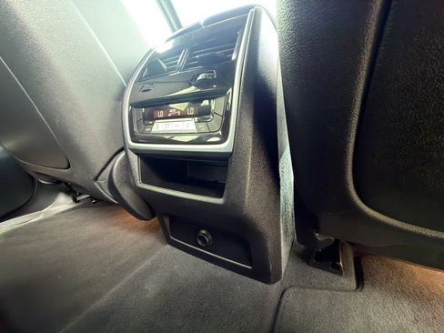 Used 2021 BMW X5 sDrive40i w/ M Sport Package RWD image 15