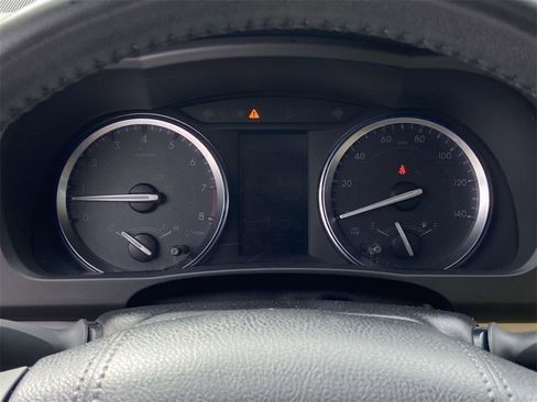 Used 2018 Toyota Highlander XLE image 34