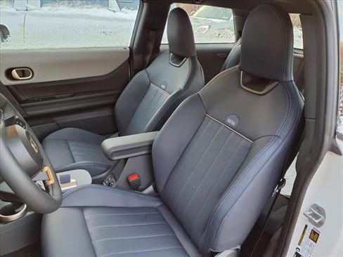 Certified 2025 MINI Cooper 2-Door Hardtop image 5