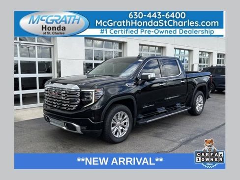 Used 2024 GMC Sierra 1500 Denali w/ Technology Package AWD/4WD image 1