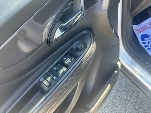 Used 2021 Buick Encore Preferred w/ Safety Package AWD/4WD image 15