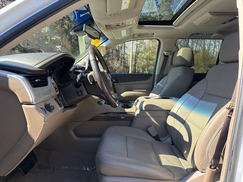 Used 2019 GMC Yukon SLT w/ Open Road Package RWD image 16