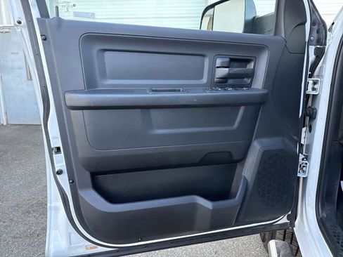 Used 2018 RAM 2500 Tradesman w/ Chrome Appearance Group AWD/4WD image 26