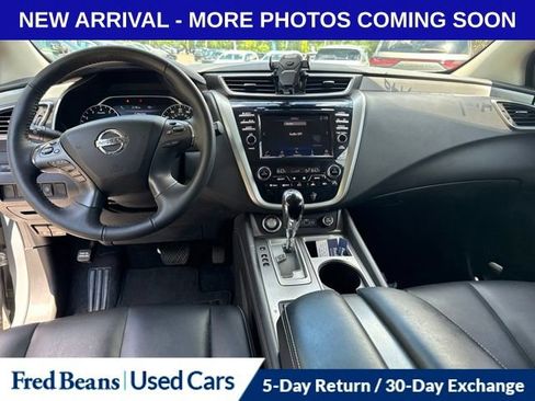 Used 2022 Nissan Murano SV w/ SV Midnight Edition Package FWD image 11