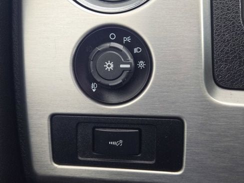 Used 2014 Ford F150 Platinum image 23