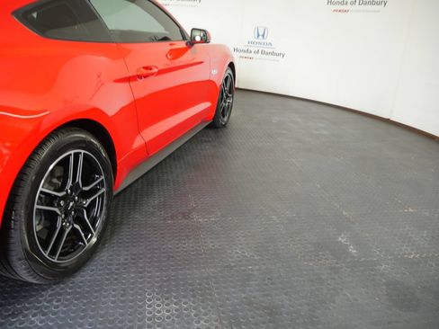 Used 2020 Ford Mustang GT Premium RWD image 4