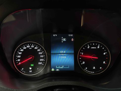 Used 2023 Mercedes-Benz Sprinter 2500 image 7