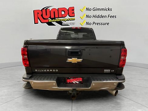 Used 2015 Chevrolet Silverado 2500 LT w/ LT Convenience Package image 4