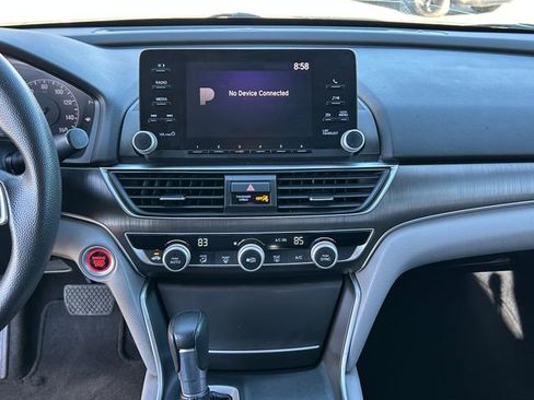 Used 2018 Honda Accord LX image 12