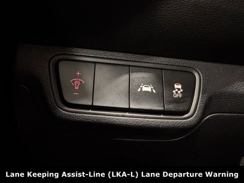 Used 2020 Kia Forte LXS image 11