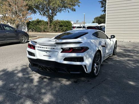 Used 2024 Chevrolet Corvette Z06 image 6