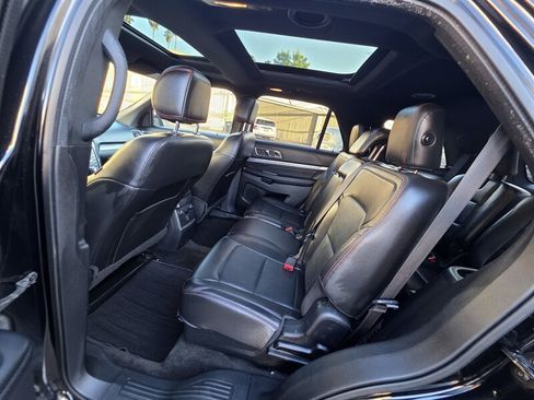 Used 2017 Ford Explorer Sport AWD/4WD image 15