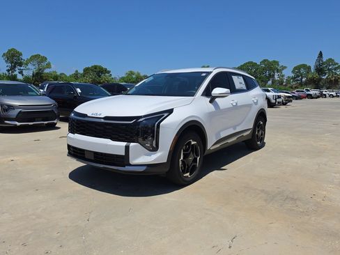 New 2026 Kia Sportage EX AWD/4WD image 4