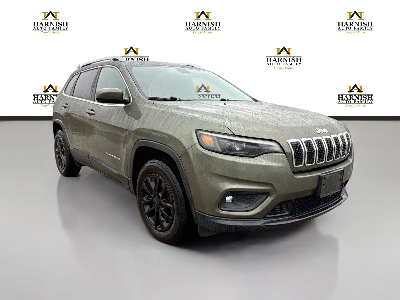 Used 2019 Jeep Cherokee Latitude Plus w/ Cold Weather Group AWD/4WD image 7