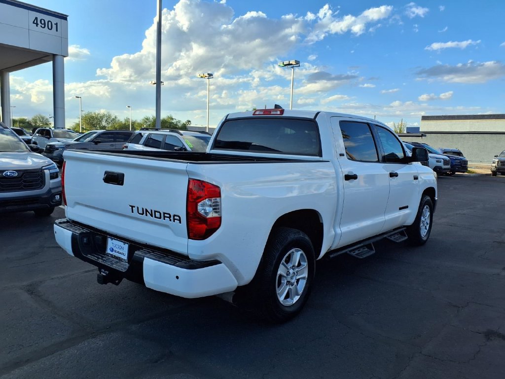 Used 2020 Toyota Tundra SR5 w/ SR5 Convenience Package RWD image 10