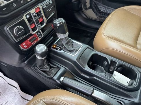 Used 2020 Jeep Gladiator Rubicon image 24