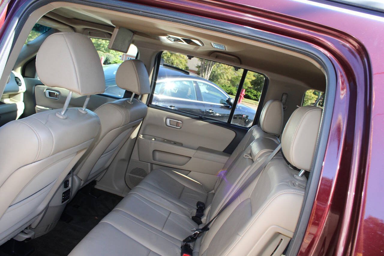Used 2014 Honda Pilot Touring image 32