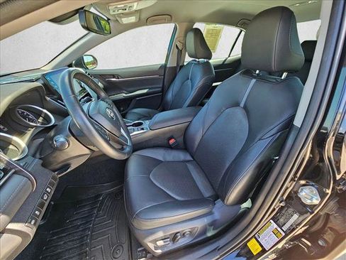 Used 2023 Toyota Camry XLE FWD image 15