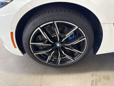Used 2025 BMW i4 eDrive40 w/ M Sport Package RWD image 10