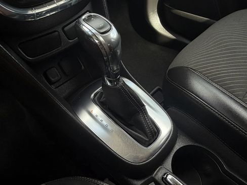 Used 2014 Buick Encore FWD image 21