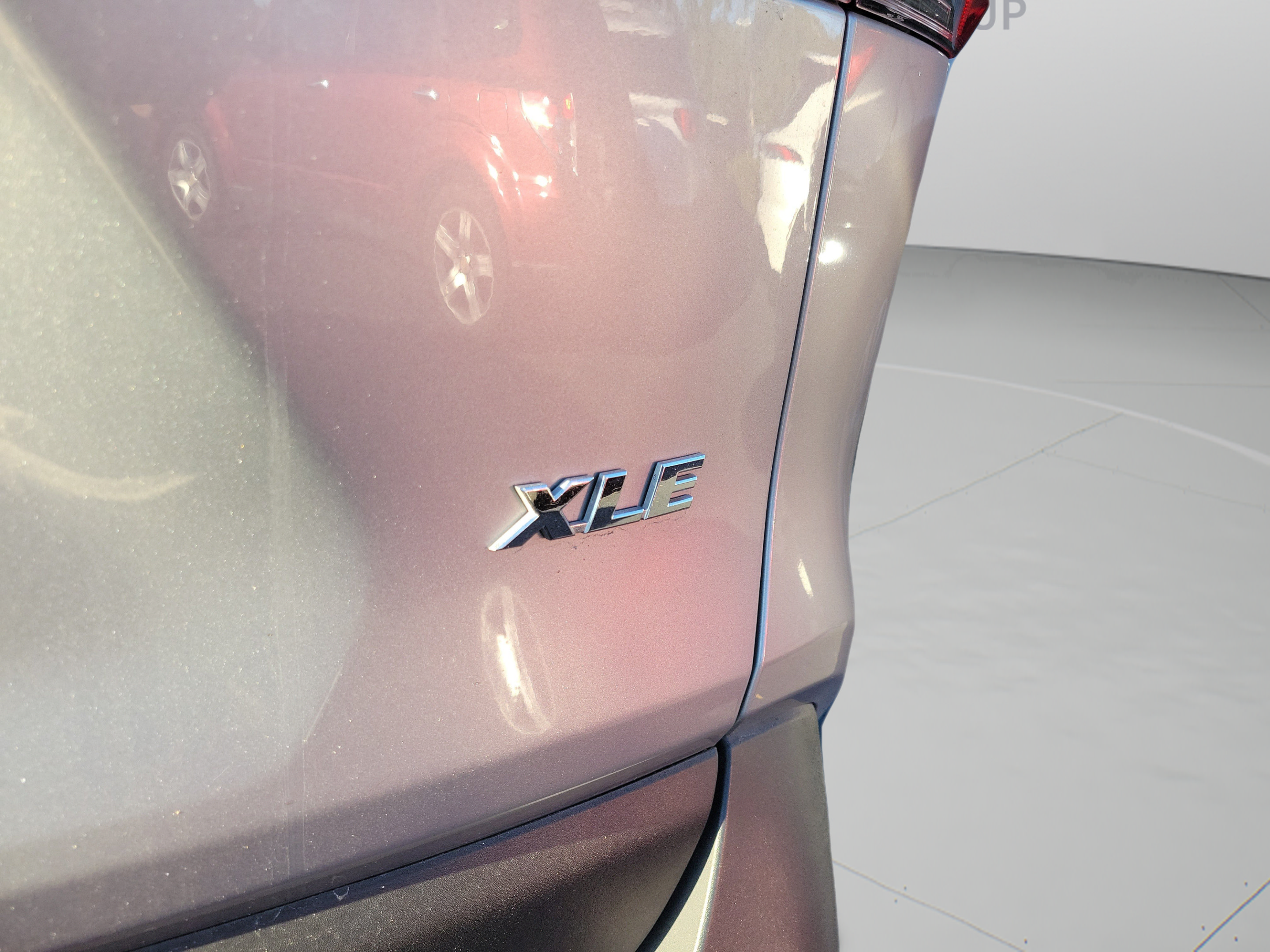 Used 2025 Toyota RAV4 XLE w/ Convenience Package FWD image 29
