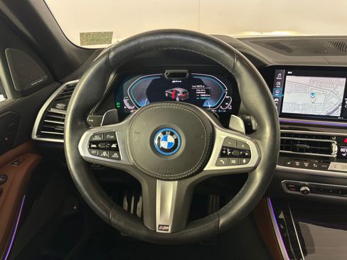 Used 2023 BMW X5 xDrive45e w/ Executive Package image 13