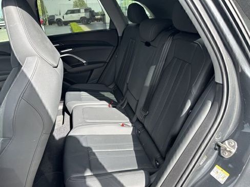 Used 2025 Audi Q5 Premium Plus AWD/4WD image 10