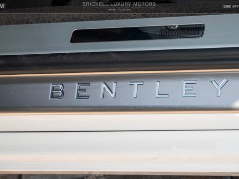 Used 2022 Bentley Continental GT image 58