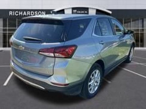 Used 2023 Chevrolet Equinox LT FWD image 7