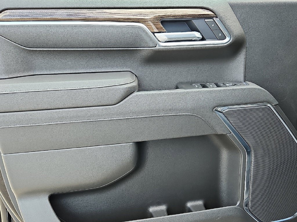 New 2026 Chevrolet Silverado 1500 RST AWD/4WD image 8