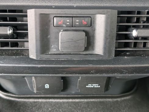 Used 2022 Ford F150 Lariat w/ Equipment Group 502A High AWD/4WD image 34