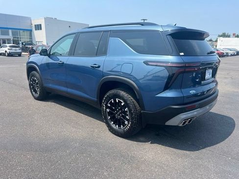 Used 2025 Chevrolet Traverse Z71 w/ Driver Confidence Package AWD/4WD image 7