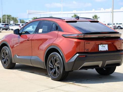 New 2026 Toyota C-HR AWD/4WD image 6