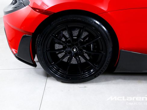 Used 2019 McLaren 600LT RWD image 22
