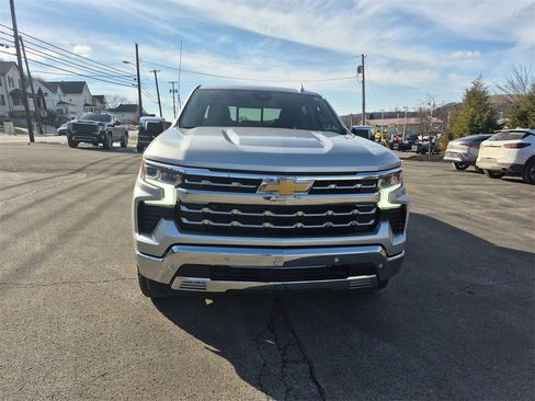 Used 2022 Chevrolet Silverado 1500 LTZ image 10
