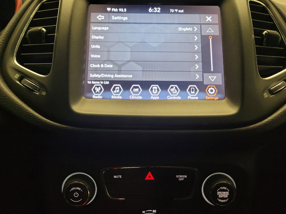Used 2020 Jeep Compass Trailhawk w/ Cold Weather Group AWD/4WD image 25