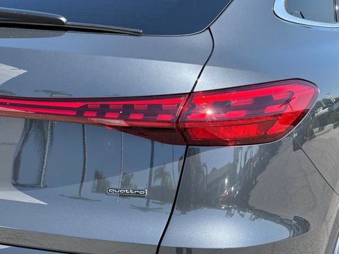 New 2025 Audi Q5 Premium Plus image 23