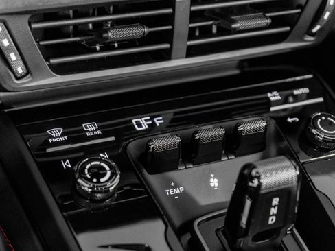 Used 2025 Porsche 911 Carrera 4 GTS image 37